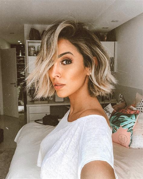 cabelos chanel com mechas